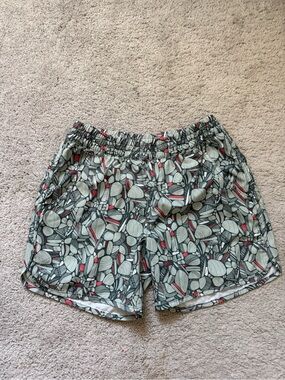 Columbia Light Green Patterned Athletic Shorts with Red Accents